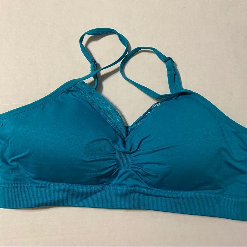 Agaci Teal colored padded sports bra